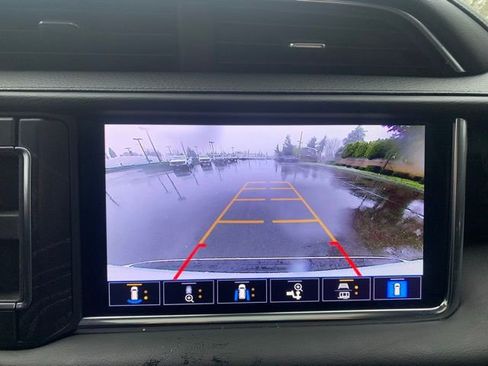 Used 2021 GMC Yukon XL Denali image 22