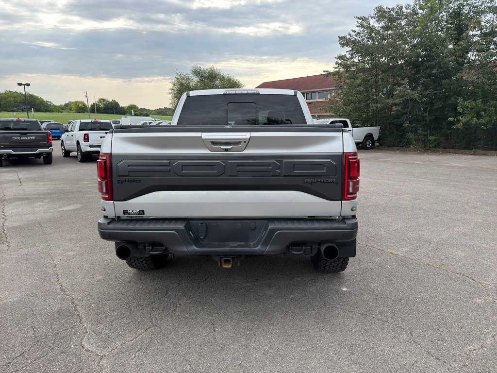 Used 2018 Ford F150 Raptor w/ Equipment Group 802A Luxury AWD/4WD image 6