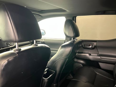 Used 2021 Toyota Tacoma TRD Pro AWD/4WD image 19