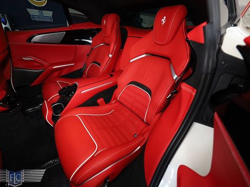 Used 2023 Ferrari Purosangue AWD/4WD image 18