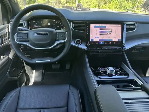 New 2026 Jeep Grand Wagoneer L Limited image 25
