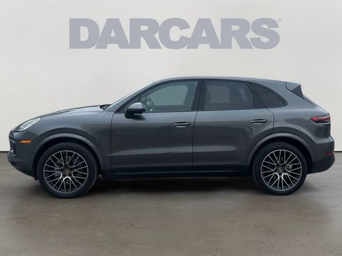 Used 2020 Porsche Cayenne S image 4