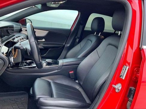 Used 2019 Mercedes-Benz A 220 A 220 image 9