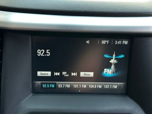 Used 2017 GMC Acadia SLE image 20