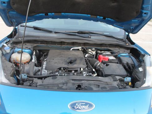 Used 2020 Ford Escape SE image 21