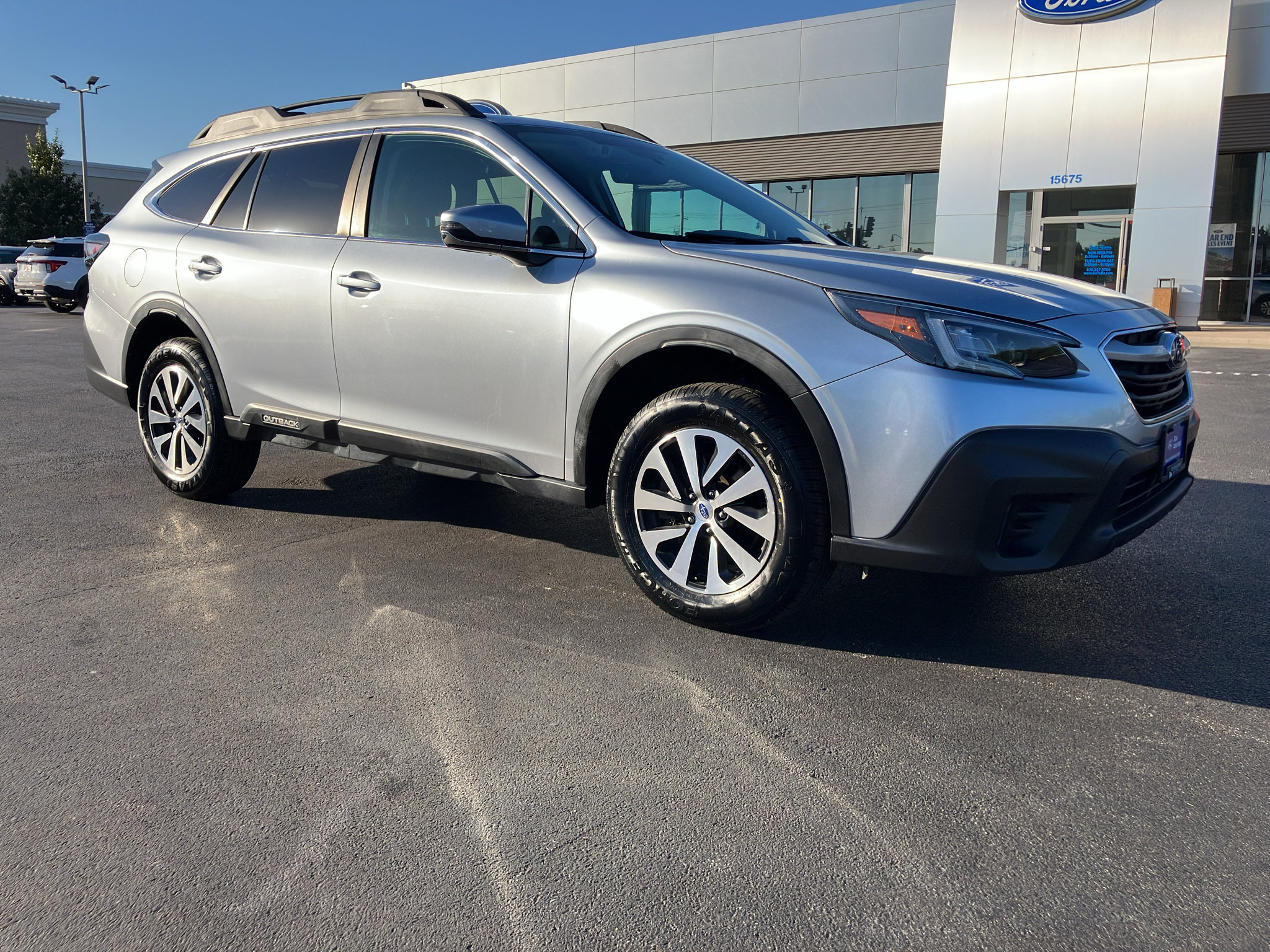 Used 2020 Subaru Outback Premium AWD/4WD image 8