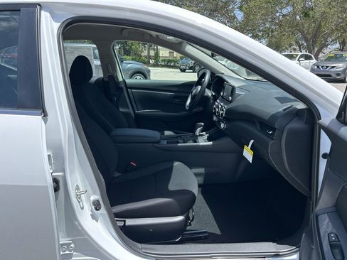 New 2025 Nissan Sentra S image 33