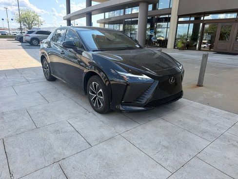Used 2024 Lexus RZ 300e Premium w/ Accessory Package (Z1) FWD image 2