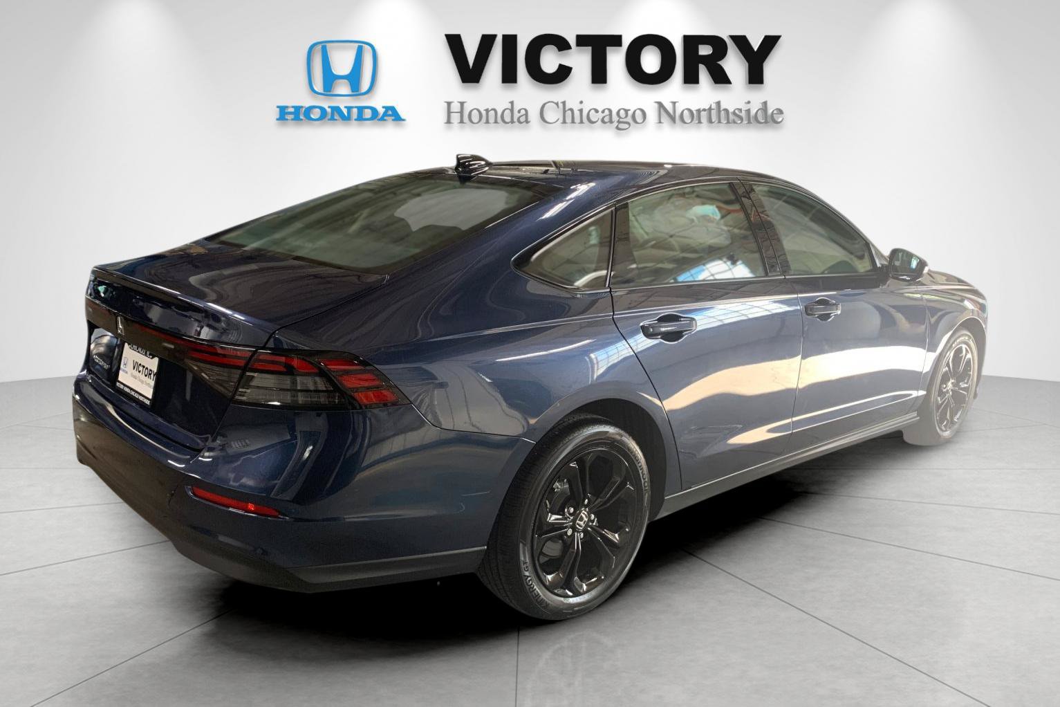 Certified 2025 Honda Accord SE image 3
