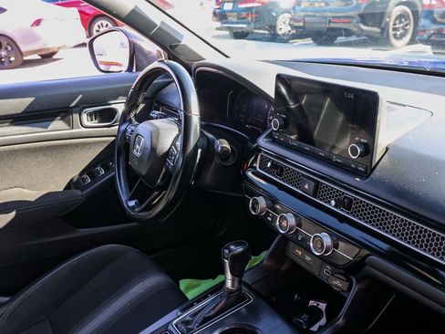 Used 2023 Honda Civic Sport image 19