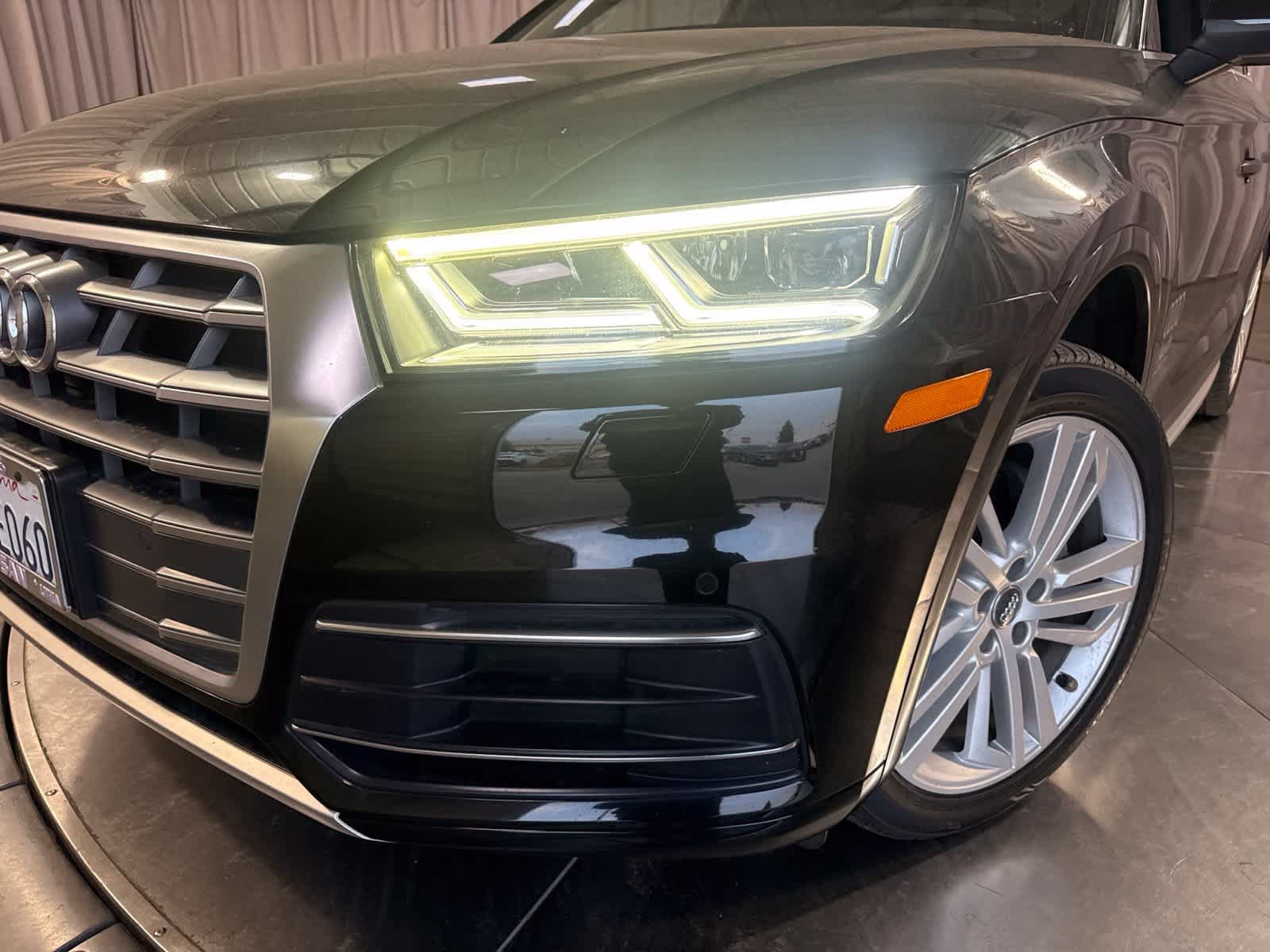Used 2019 Audi Q5 2.0T Premium Plus w/ Premium Plus Package AWD/4WD image 7