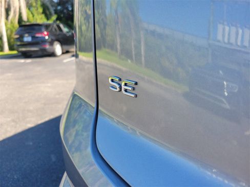 New 2026 Volkswagen Atlas Cross Sport SE image 7