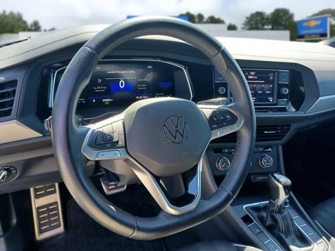 Used 2024 Volkswagen Jetta Sport FWD image 9