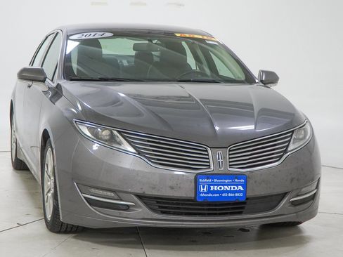 Used 2014 Lincoln MKZ image 15
