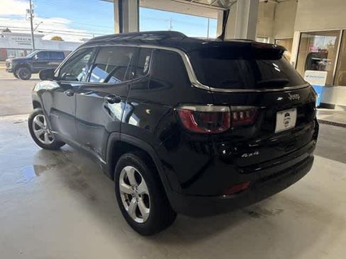 Used 2018 Jeep Compass Latitude w/ Cold Weather Group image 4