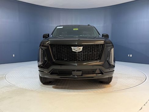New 2026 Cadillac Escalade ESV Sport w/ LPO, ONYX Package image 5
