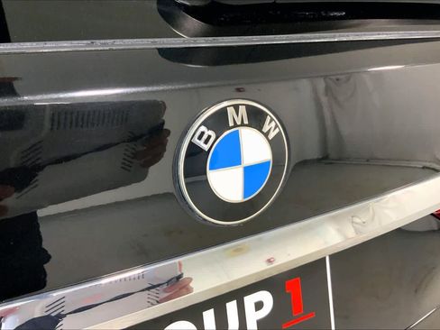 Used 2022 BMW X7 xDrive40i w/ M Sport Package image 30