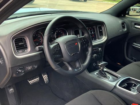 Used 2020 Dodge Charger GT w/ Navigation & Travel Group RWD image 17