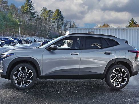 New 2026 Chevrolet Trax RS w/ Sunroof Package image 5