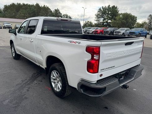 Used 2021 Chevrolet Silverado 1500 LT w/ Bed Protection Package AWD/4WD image 5