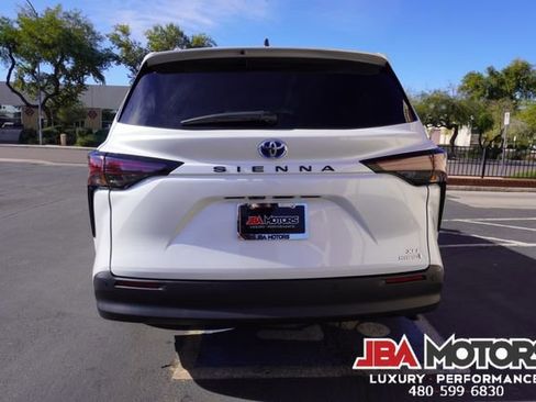 Used 2023 Toyota Sienna XLE image 29