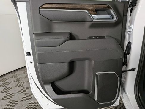 New 2026 GMC Sierra 1500 Elevation image 28