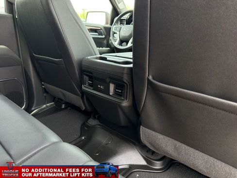 Used 2022 Chevrolet Silverado 1500 RST AWD/4WD image 27
