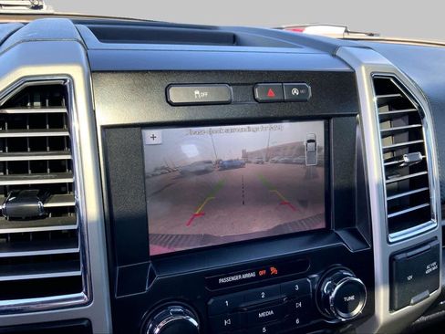 Used 2016 Ford F150 Lariat w/ Equipment Group 501A Mid AWD/4WD image 24