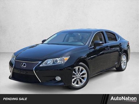 Used 2013 Lexus ES 300h w/ Premium Pkg FWD image 1