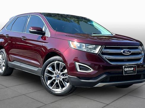 Used 2017 Ford Edge Titanium w/ Equipment Group 301A AWD/4WD image 3