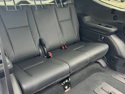 Used 2020 Subaru Ascent Limited image 20