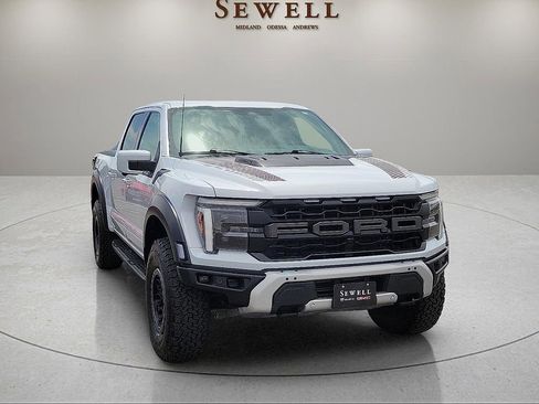 Used 2025 Ford F150 Raptor AWD/4WD image 7