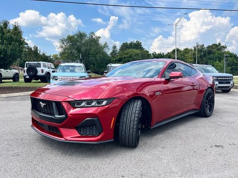 Used 2024 Ford Mustang GT Premium RWD image 4
