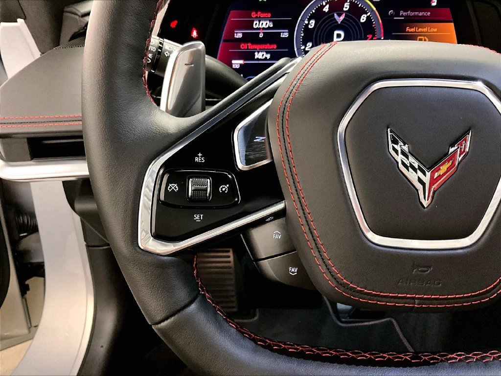 Used 2022 Chevrolet Corvette Stingray Premium Cpe w/ Z51 Performance Package RWD image 10