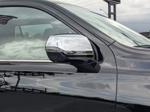 Used 2025 Chevrolet Tahoe Premier image 11