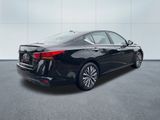 Used 2023 Nissan Altima 2.5 SV image 5