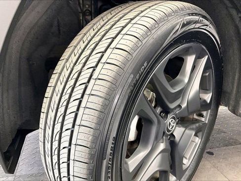 Used 2024 Toyota RAV4 Adventure image 33