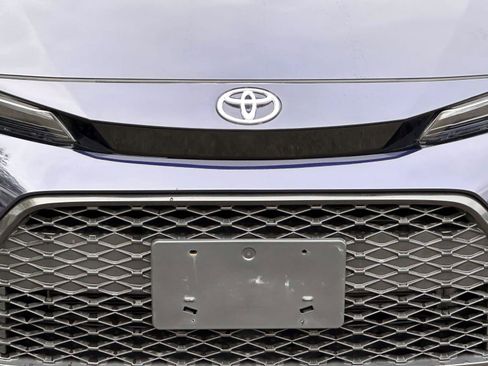Used 2023 Toyota Corolla SE FWD image 9