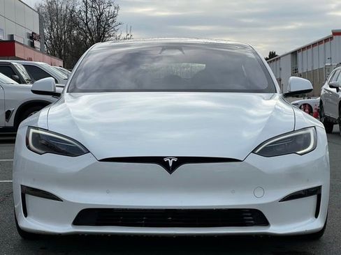 Used 2022 Tesla Model S image 11