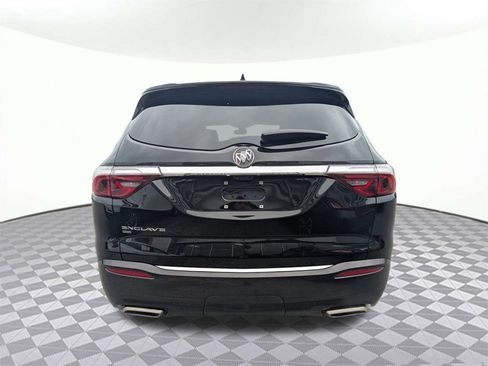 Used 2024 Buick Enclave Premium image 4
