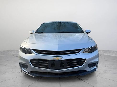 Used 2016 Chevrolet Malibu LT w/ Leather Package FWD image 12