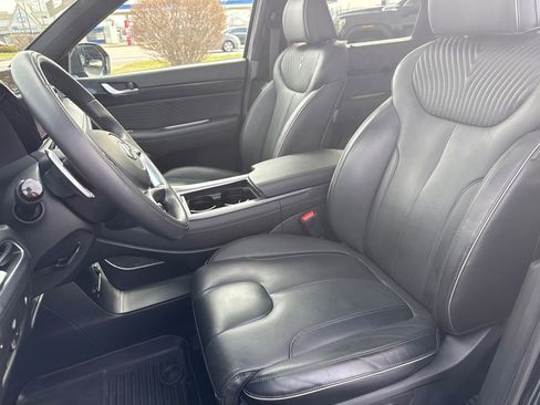 Used 2024 Hyundai Palisade Calligraphy image 15
