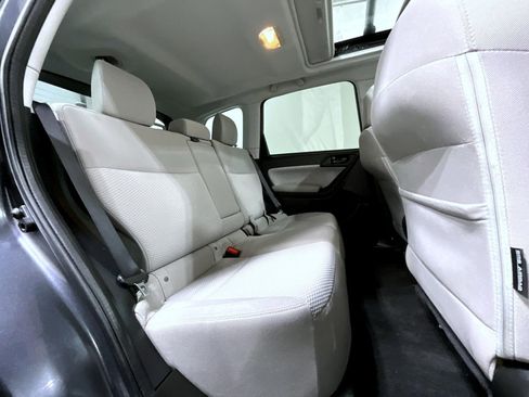 Used 2017 Subaru Forester 2.5i Premium image 20