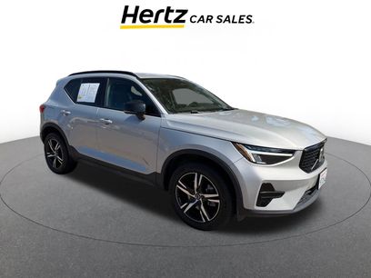 Used 2024 Volvo XC40 B5 Core