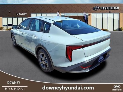 Used 2025 Kia K4 LXS image 5