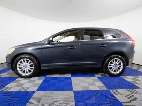 Used 2010 Volvo XC60 T6 image 8
