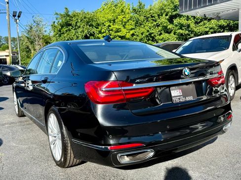Used 2018 BMW 740i xDrive AWD/4WD image 7