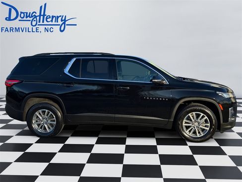 Used 2023 Chevrolet Traverse LT image 6