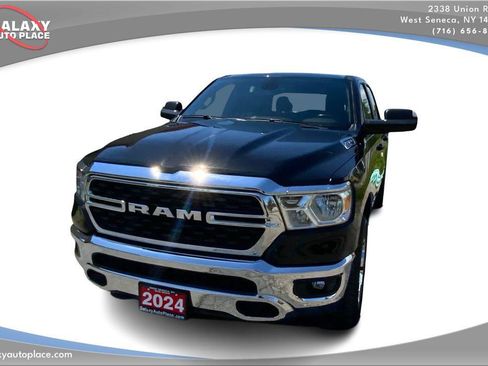 Used 2024 RAM 1500 Big Horn w/ Trailer Tow Group AWD/4WD image 2