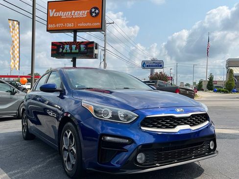 Used 2021 Kia Forte LXS FWD image 1
